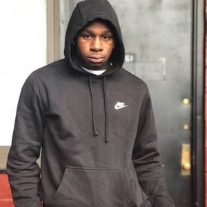 Meet your Posher, Robbie